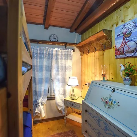 Tatil Evi 2 Bedroom Stunning In Casoli (Tuscany)